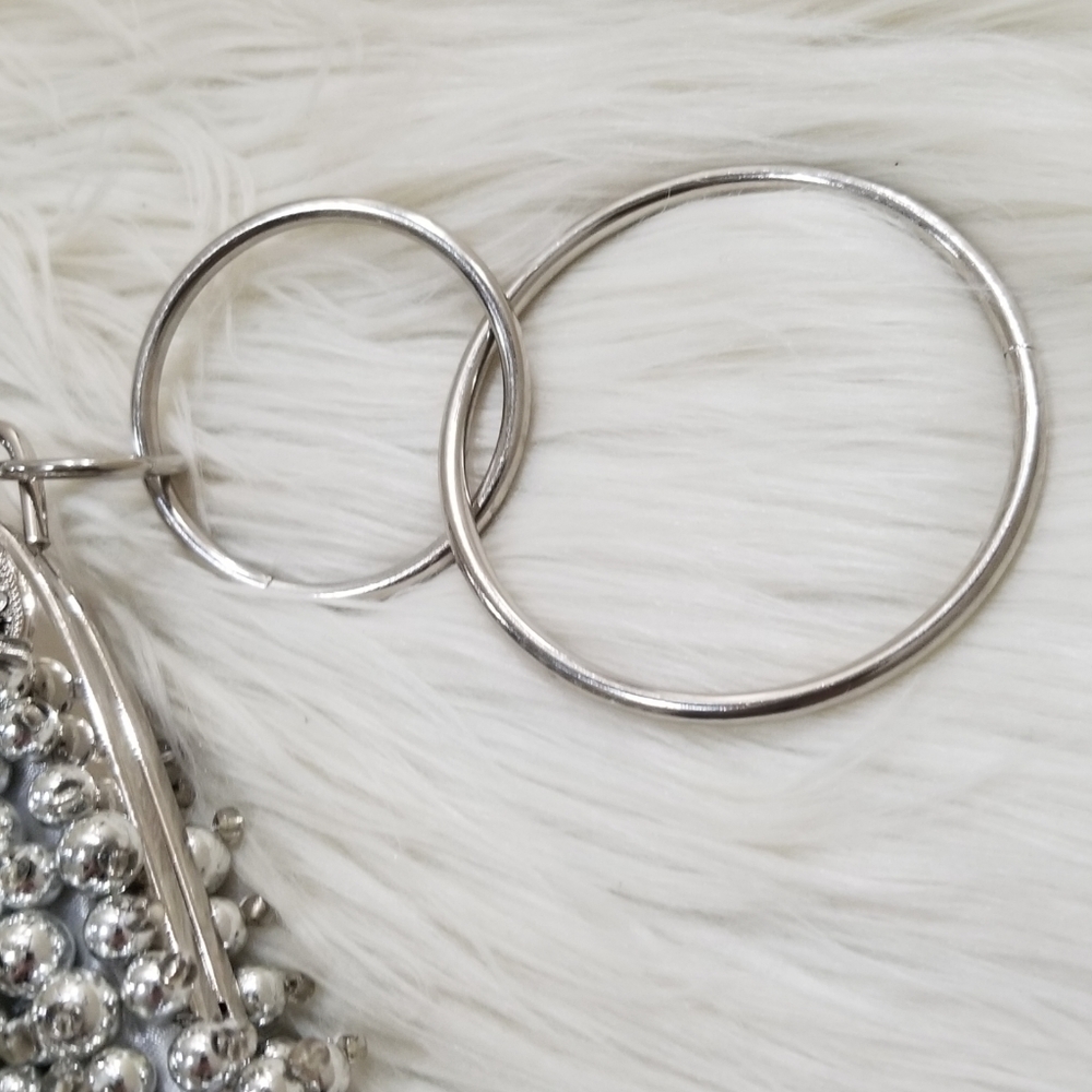 Vintage silver beaded purse - Picture 3 of 5